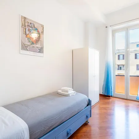 Vatican Art דירה *